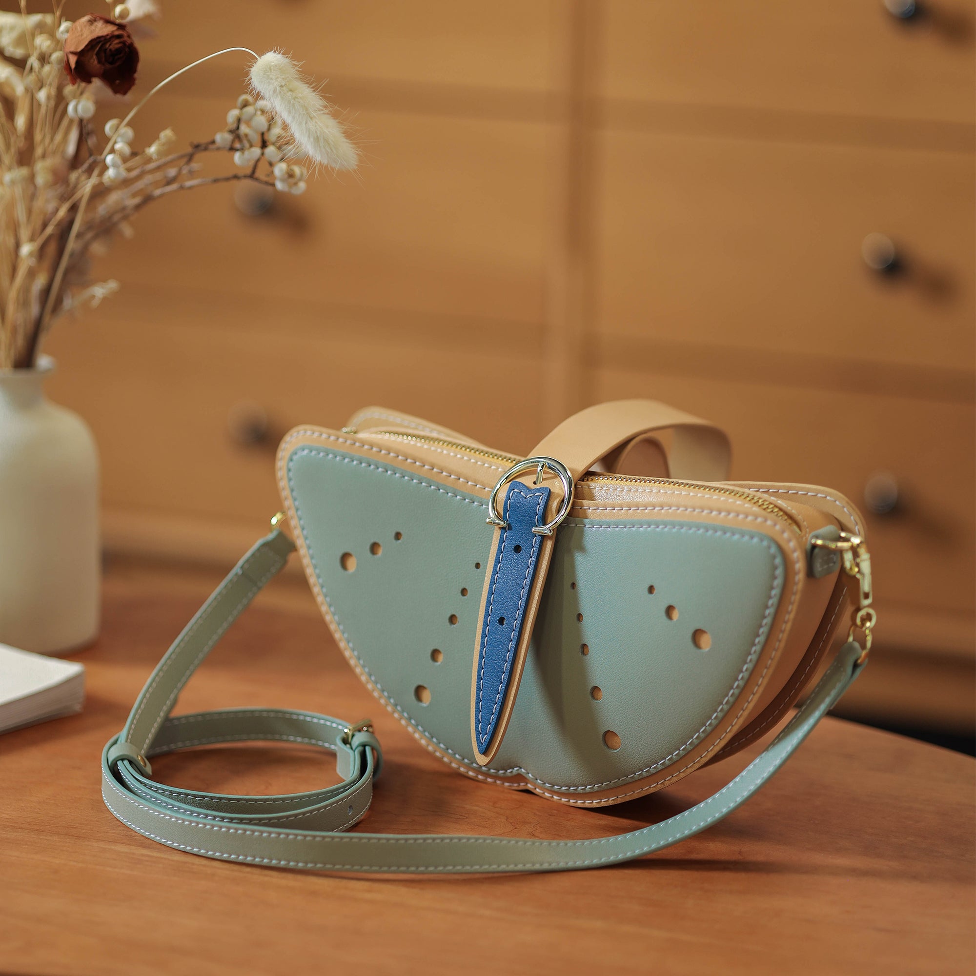 Flying Butterfly Leather Bag Kit